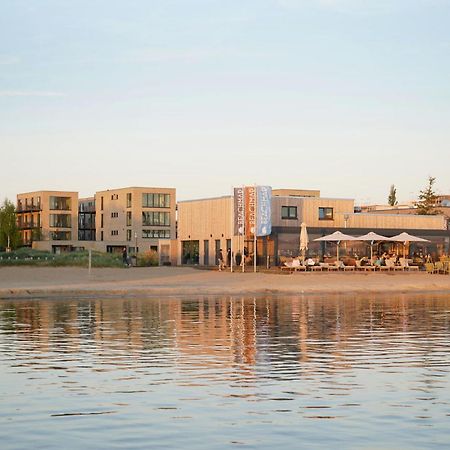 Nice Home In Lembruch-Duemmer See With Sauna Bagian luar foto