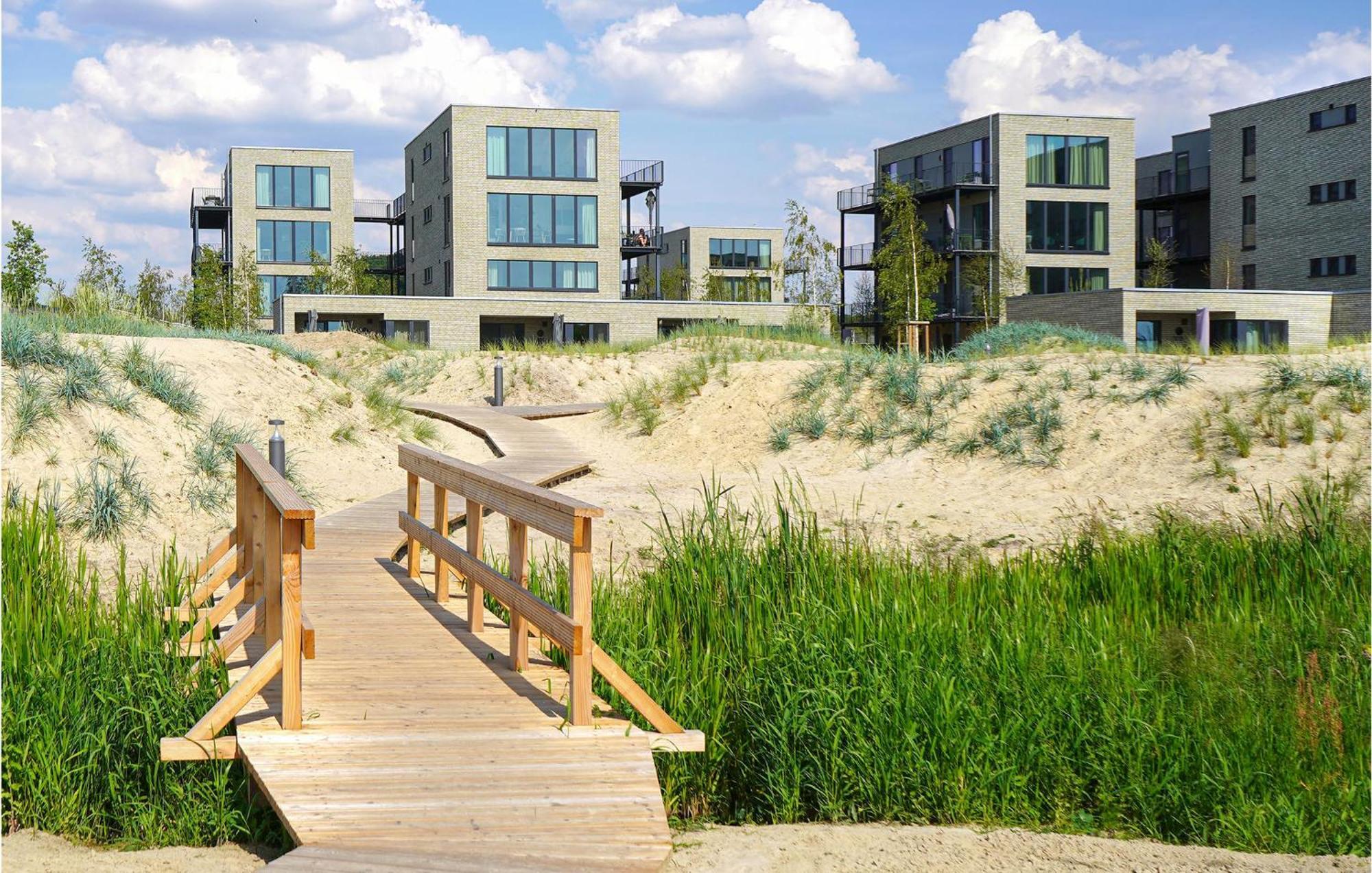 Nice Home In Lembruch-Duemmer See With Sauna Bagian luar foto